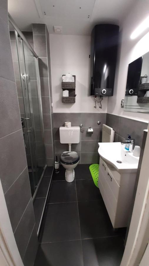 Apartament Bed&Bike Sremski Karlovci Zewnętrze zdjęcie